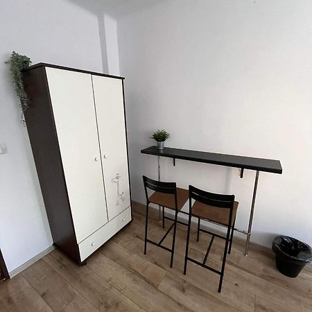 Well Apartment In Old Town Krasków Εξωτερικό φωτογραφία